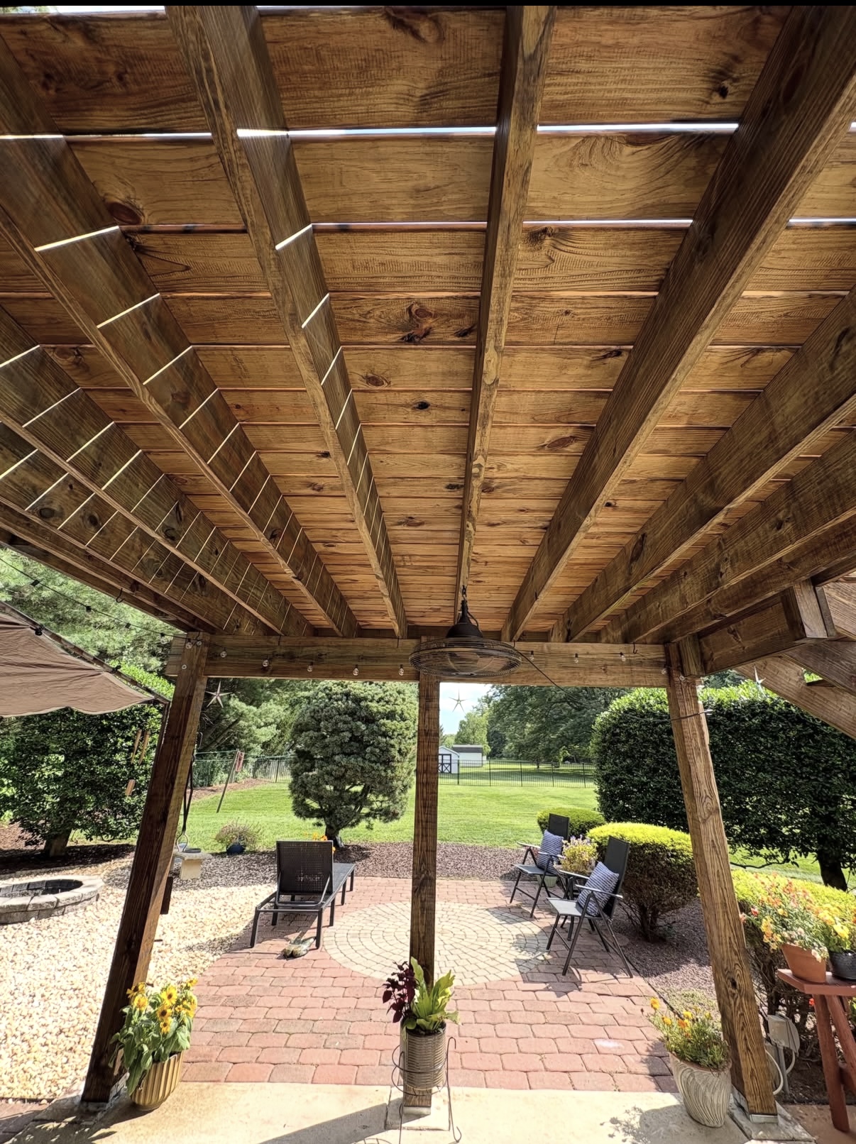 Réalisation terminée — Teinture de patios
